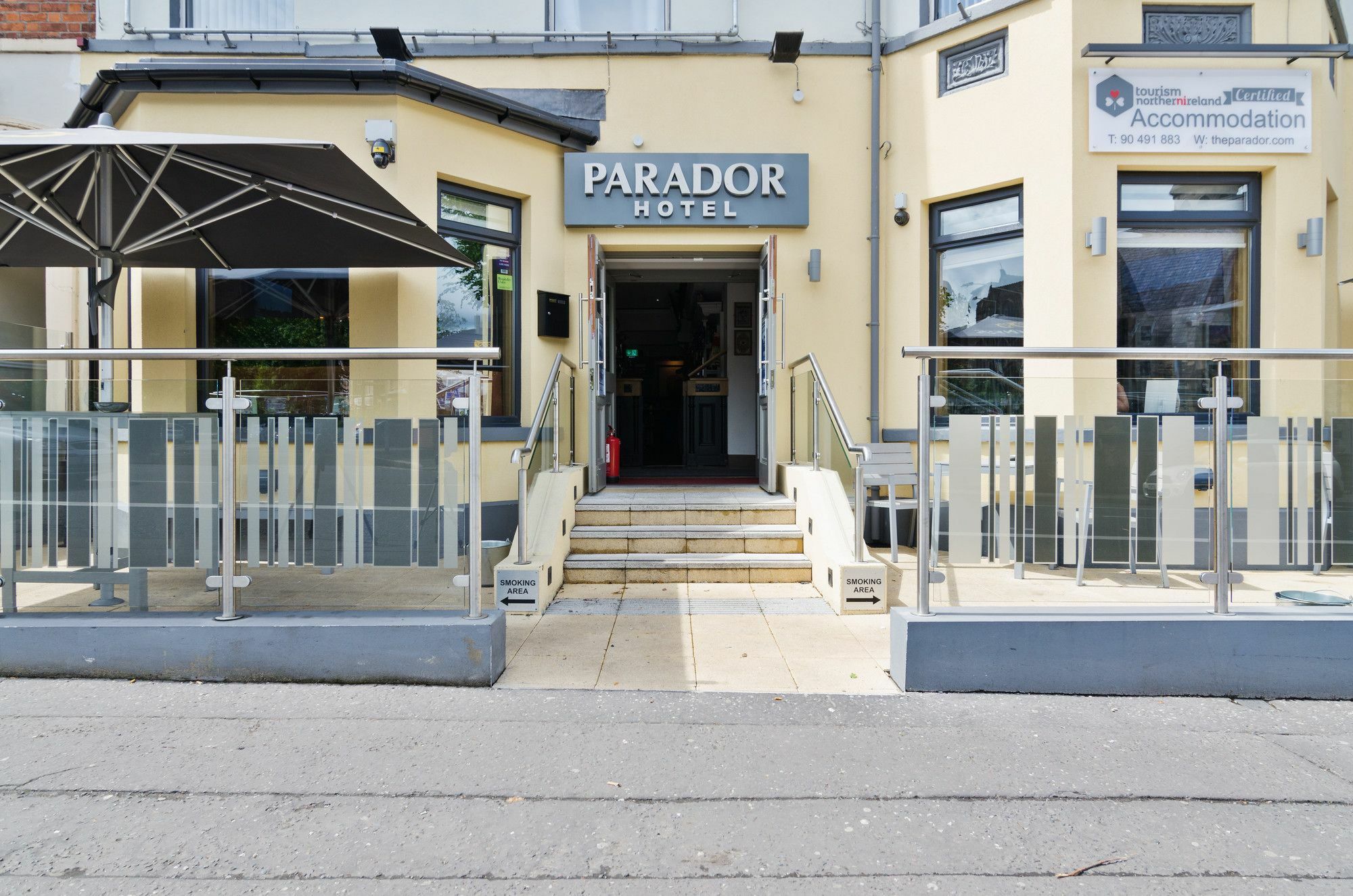 Oyo Parador Lodge Belfast Exterior photo