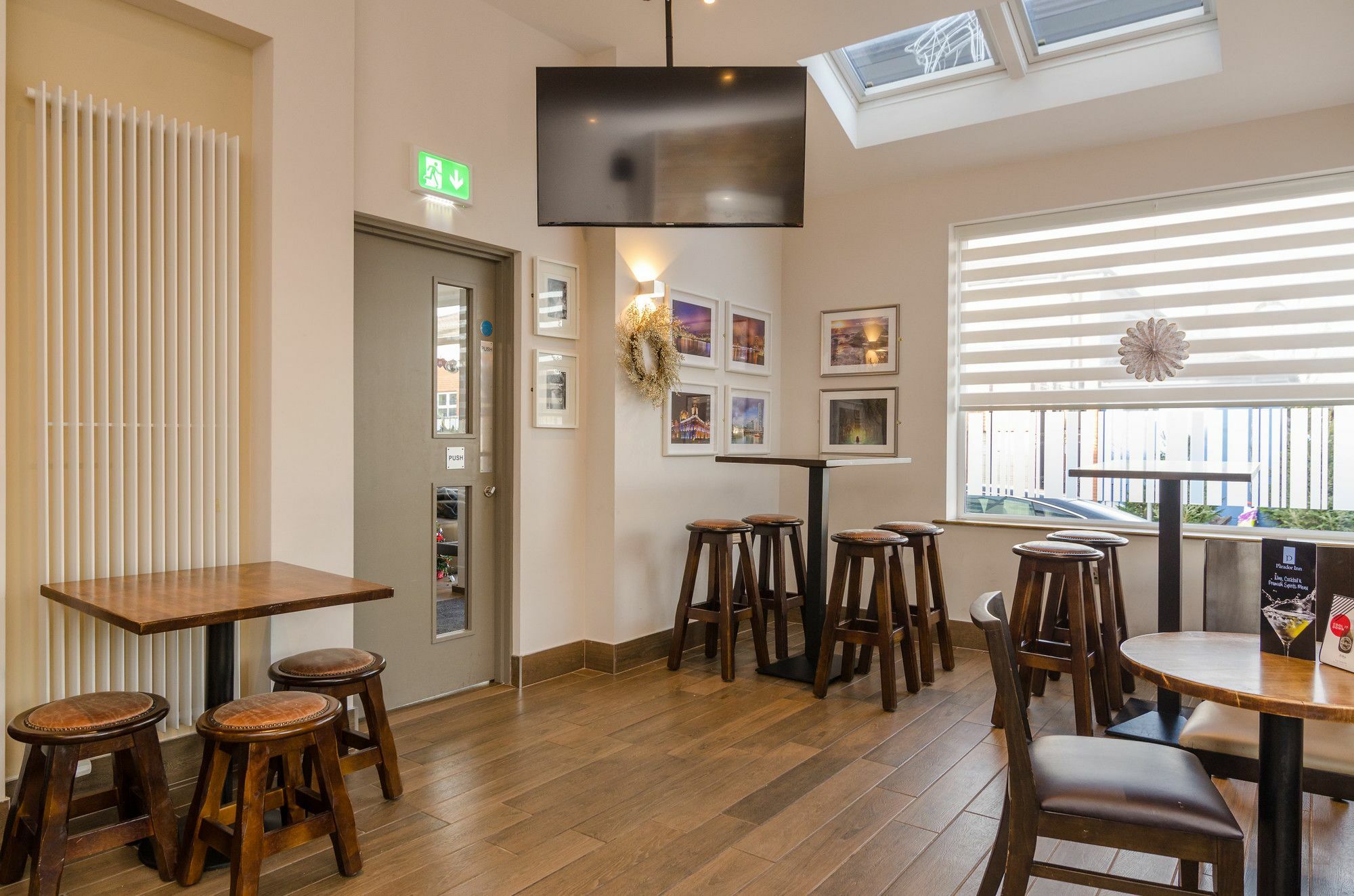 Oyo Parador Lodge Belfast Exterior photo