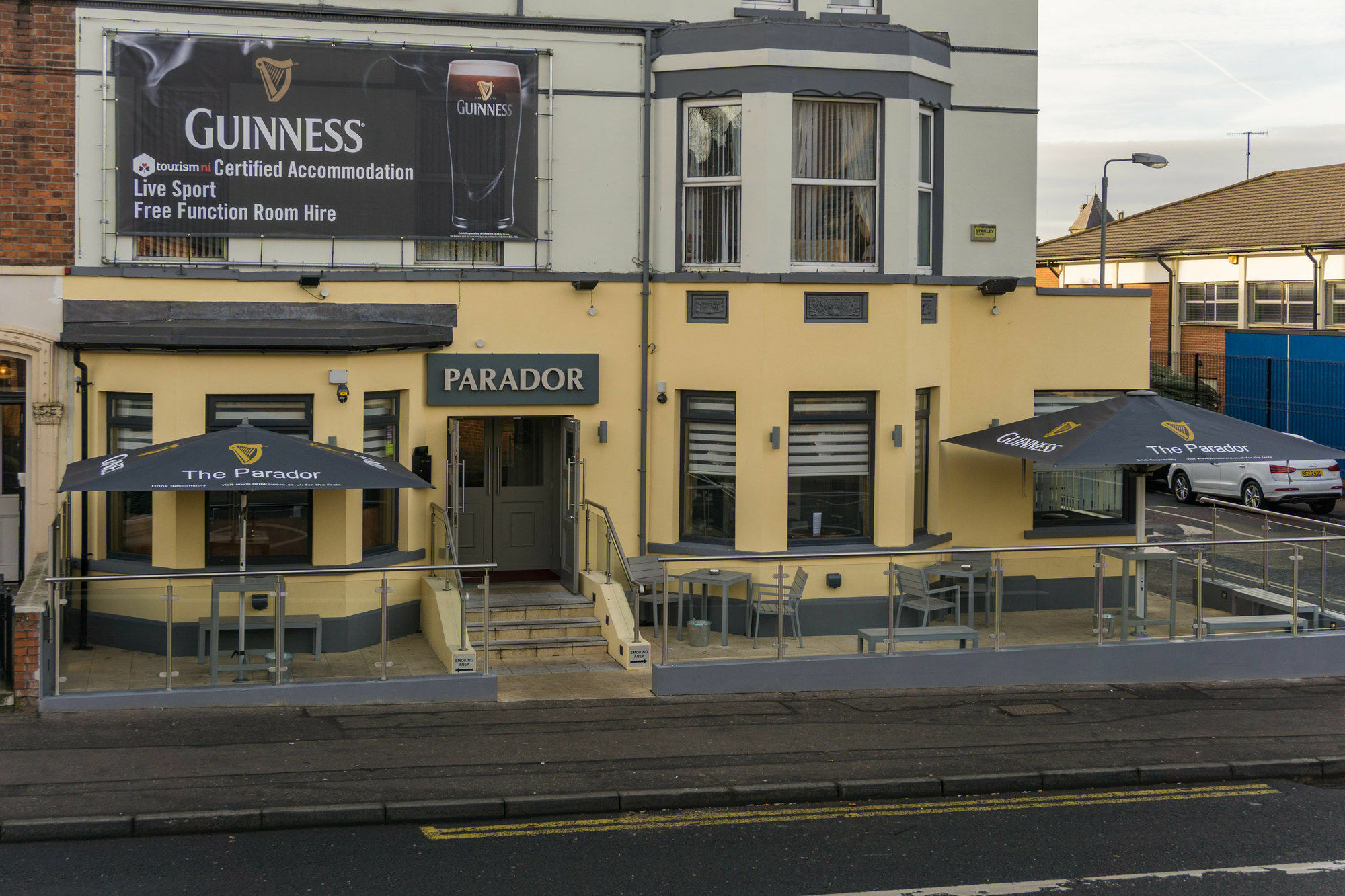 Oyo Parador Lodge Belfast Exterior photo